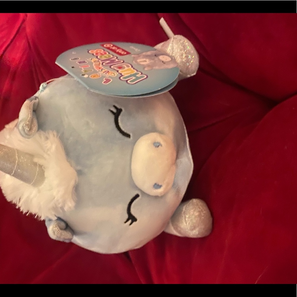 Devla 8 inch unicorn Squishmallow